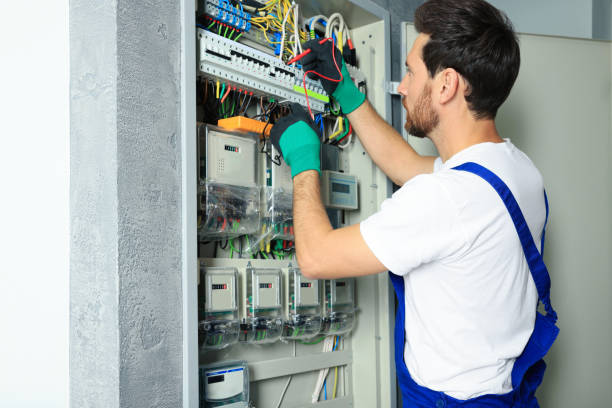Best Affordable Emergency Electrician  in Okemos, MI